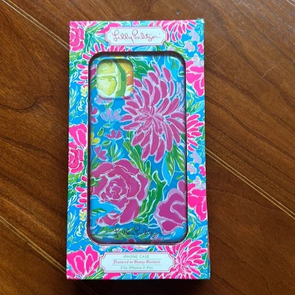 Lilly Pulitzer iPhone 11 Pro Case New! - Picture 1 of 4